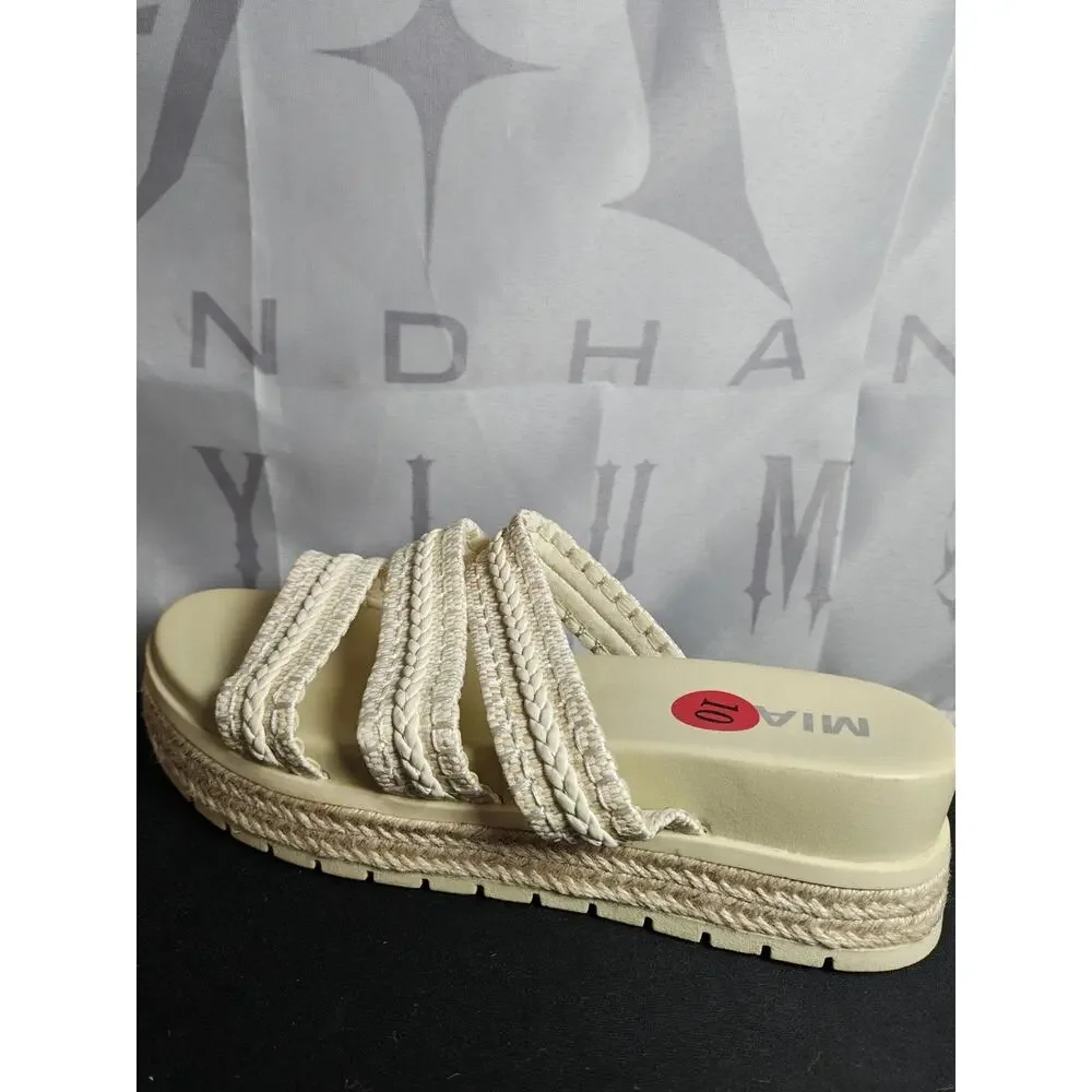 MIA Women's 10 Leomie Raffia Slip On Sandal